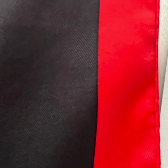 NWOT CARTIER Must de Cartier 100% Silk Scarf Jewelry Motif 32” x 32” - Picture 5 of 13